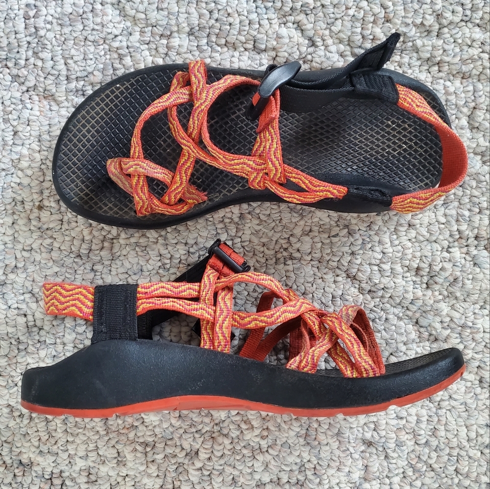 Chaco ZX/2 Yampa Rainbow Orange Hiking Sport Sandal